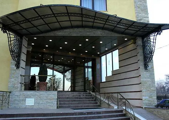Hotel Diplomat