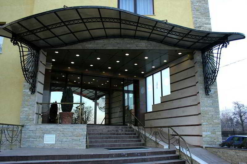 Diplomat Hotel 4*